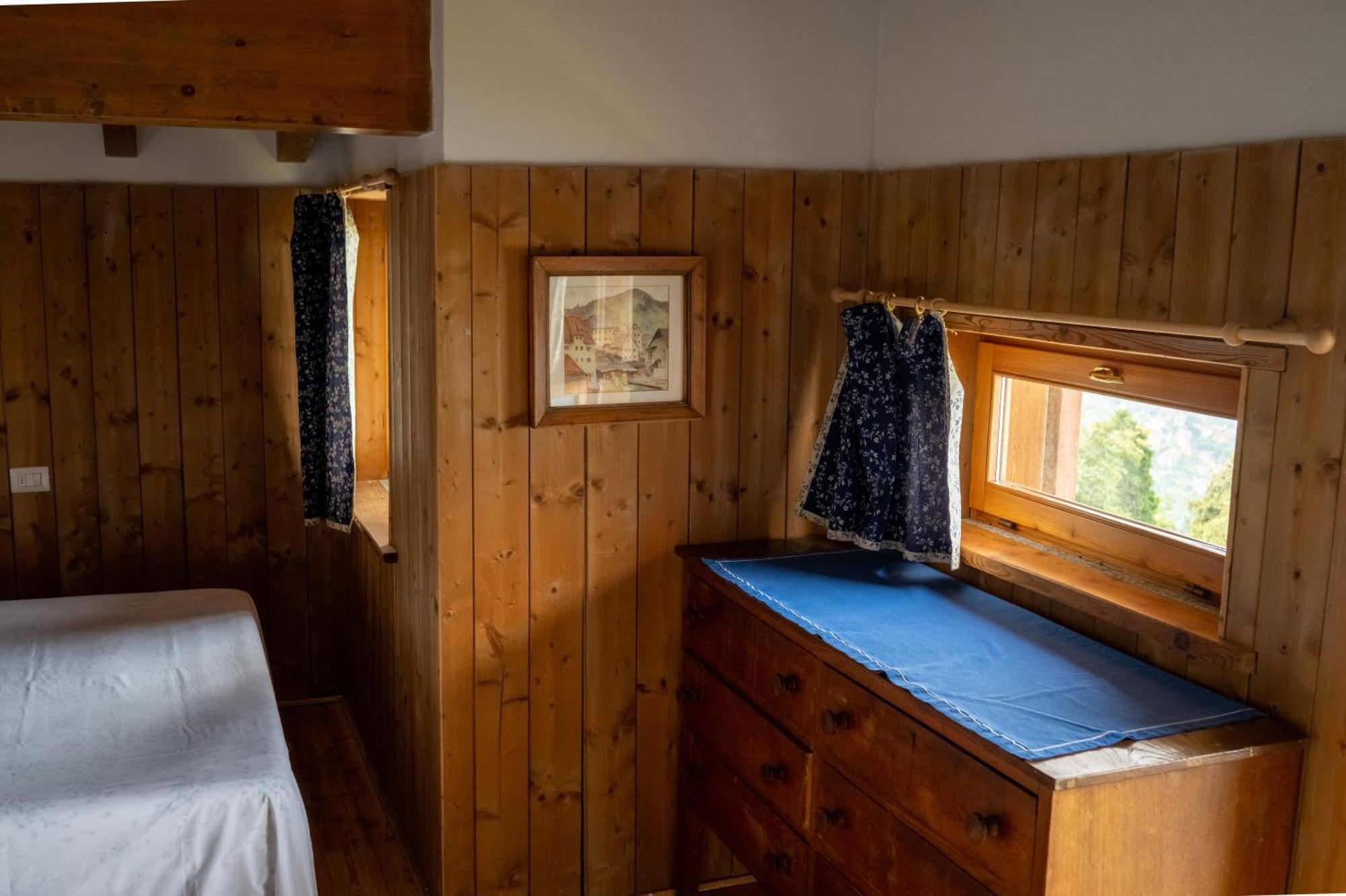 ヴァレンナCasa Caravinoアパートメント エクステリア 写真