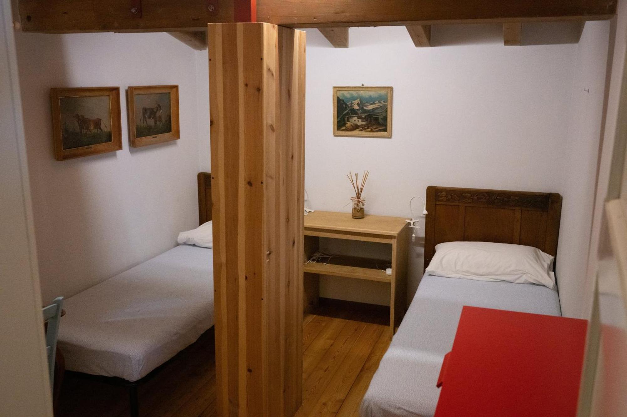 ヴァレンナCasa Caravinoアパートメント エクステリア 写真